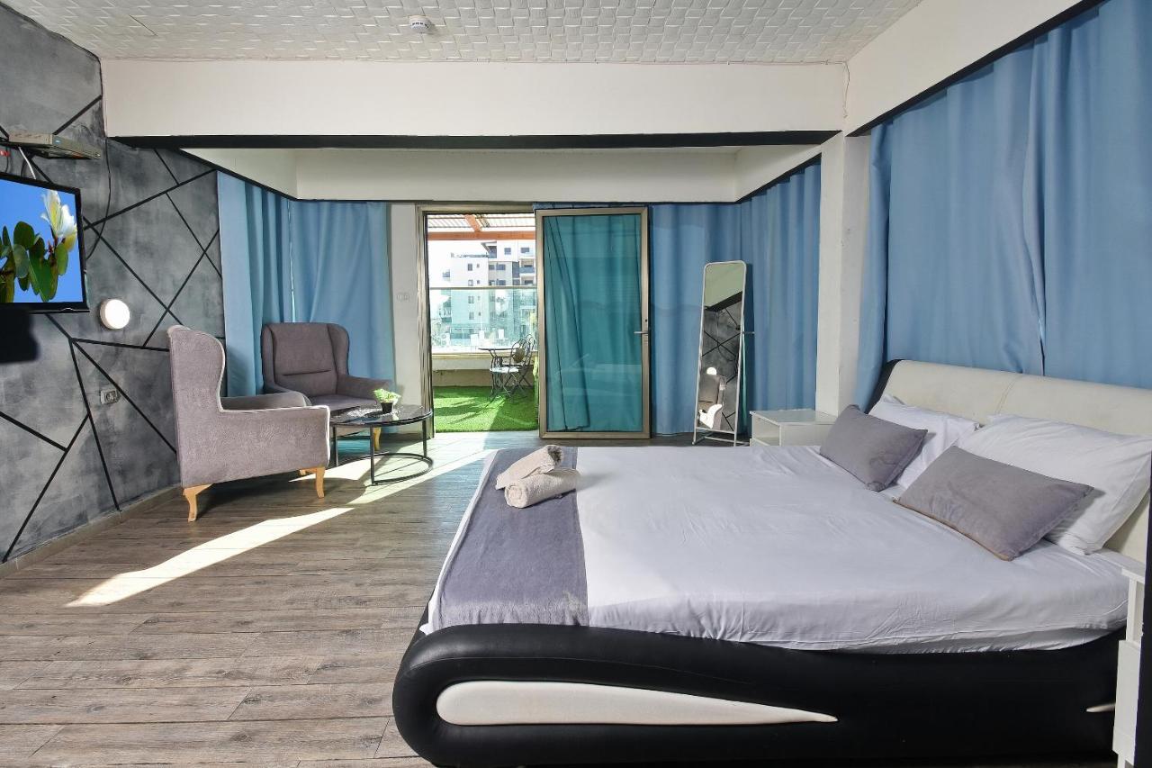 Nofim Suites Tiberias Exterior photo