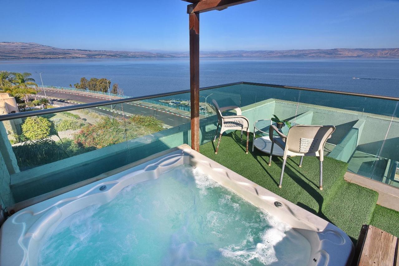 Nofim Suites Tiberias Exterior photo